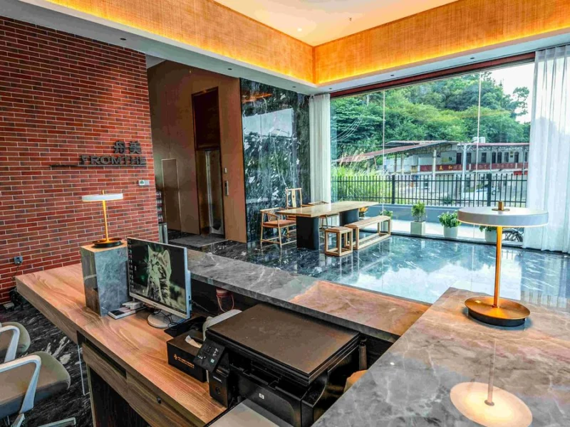 主题酒店房间设计 怎么选高性价比服务商