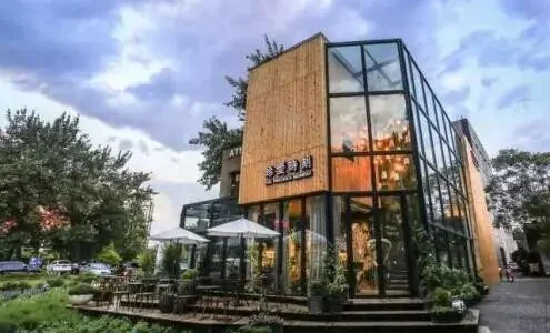 北京火锅店设计_火爆京城的帐篷火锅店！数着星星吃火锅，简直浪漫到骨子里~